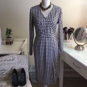 Houndstooth work Dress from Ashro